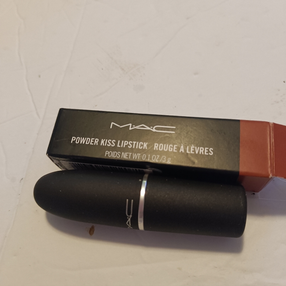 MAC Powder Kiss Lipstick DEVOTED to CHILI' NEW NIB
